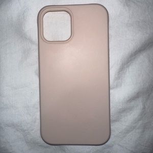 iPhone 12/Pro light pink silicone case